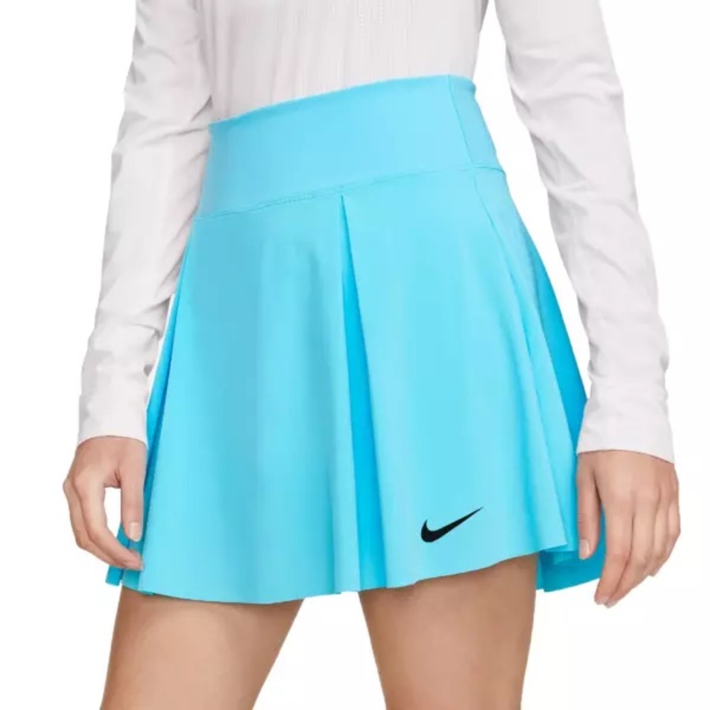 NEW NIKE GOLF SKORT